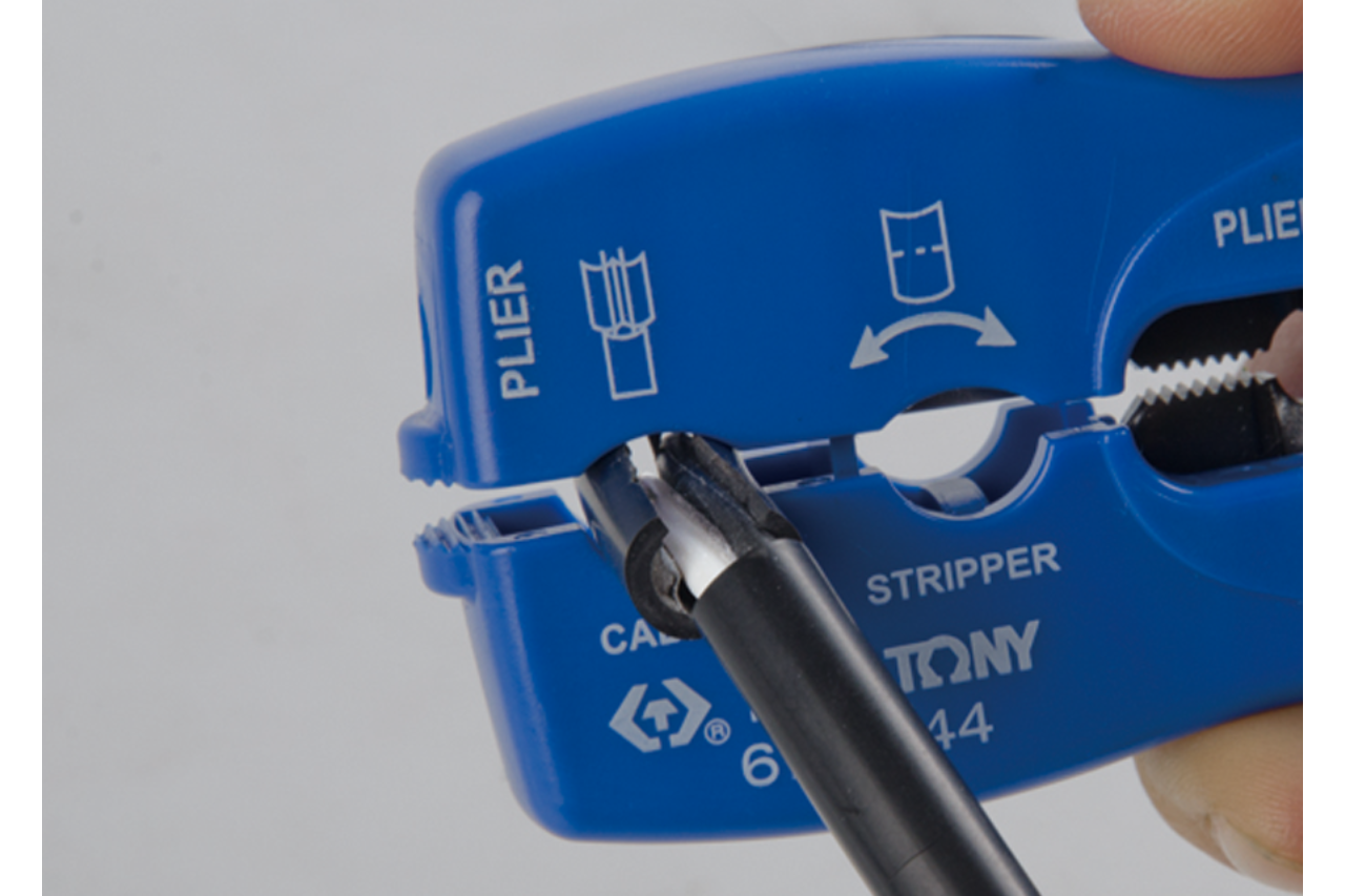 Cable Stripping Tool - 0.5mm²-6.0mm² - Euromotive Lighting & Signal