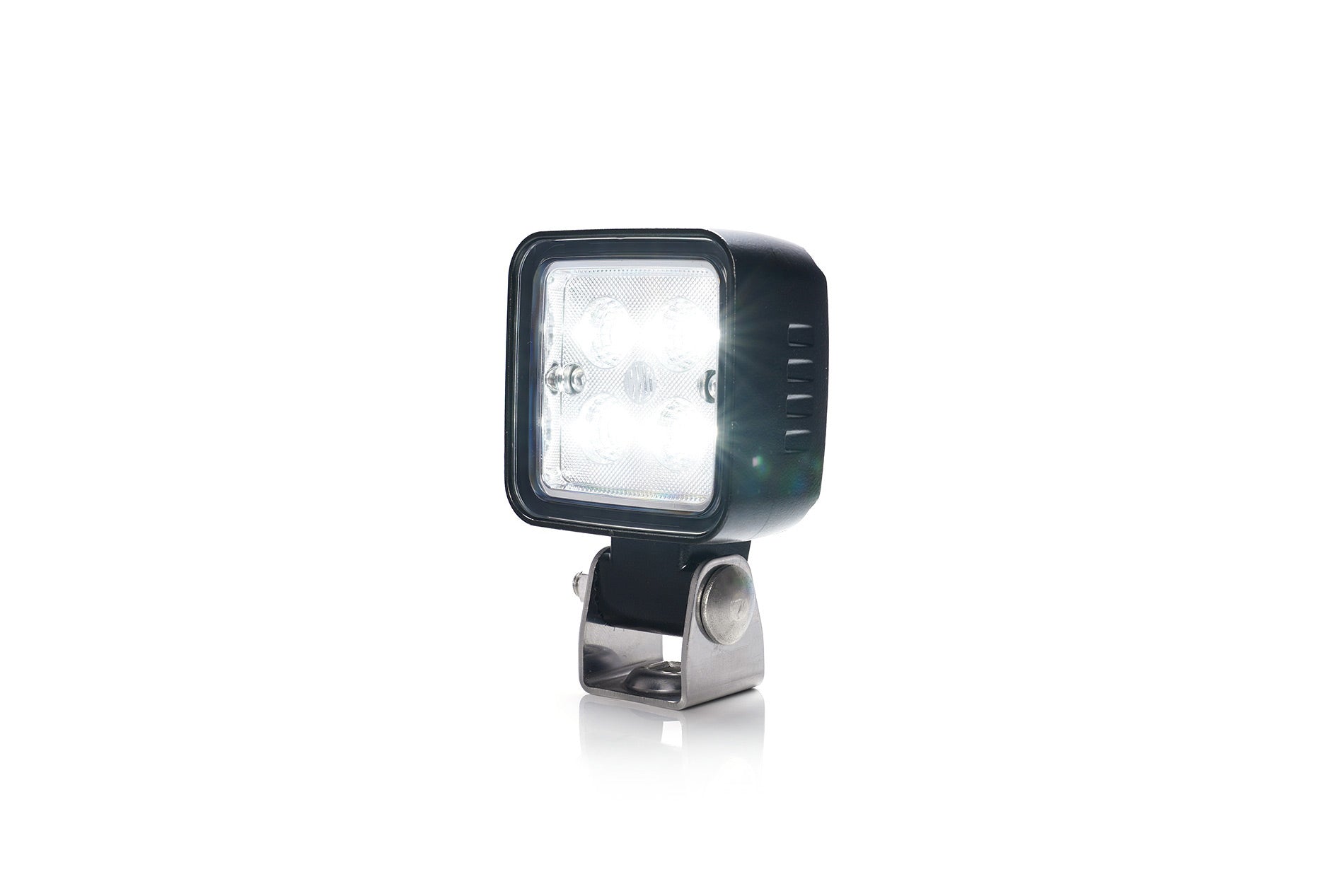 WAS W261 LED Work Lamp – EC2168 Spot / EC2170 Flood (2700 Lumen, Clear Lens) - Euromotive Lighting & Signal