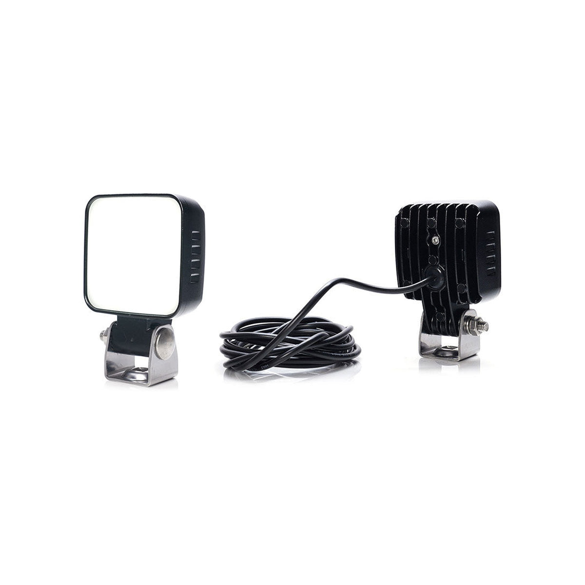 “WAS EC2172 LED reversing lamp rear view clear lens”

“W263 EC2172 reverse light mounted on vehicle bumper”

“WAS EC2172 805 lumen reversing light with IP6K9K rating”

