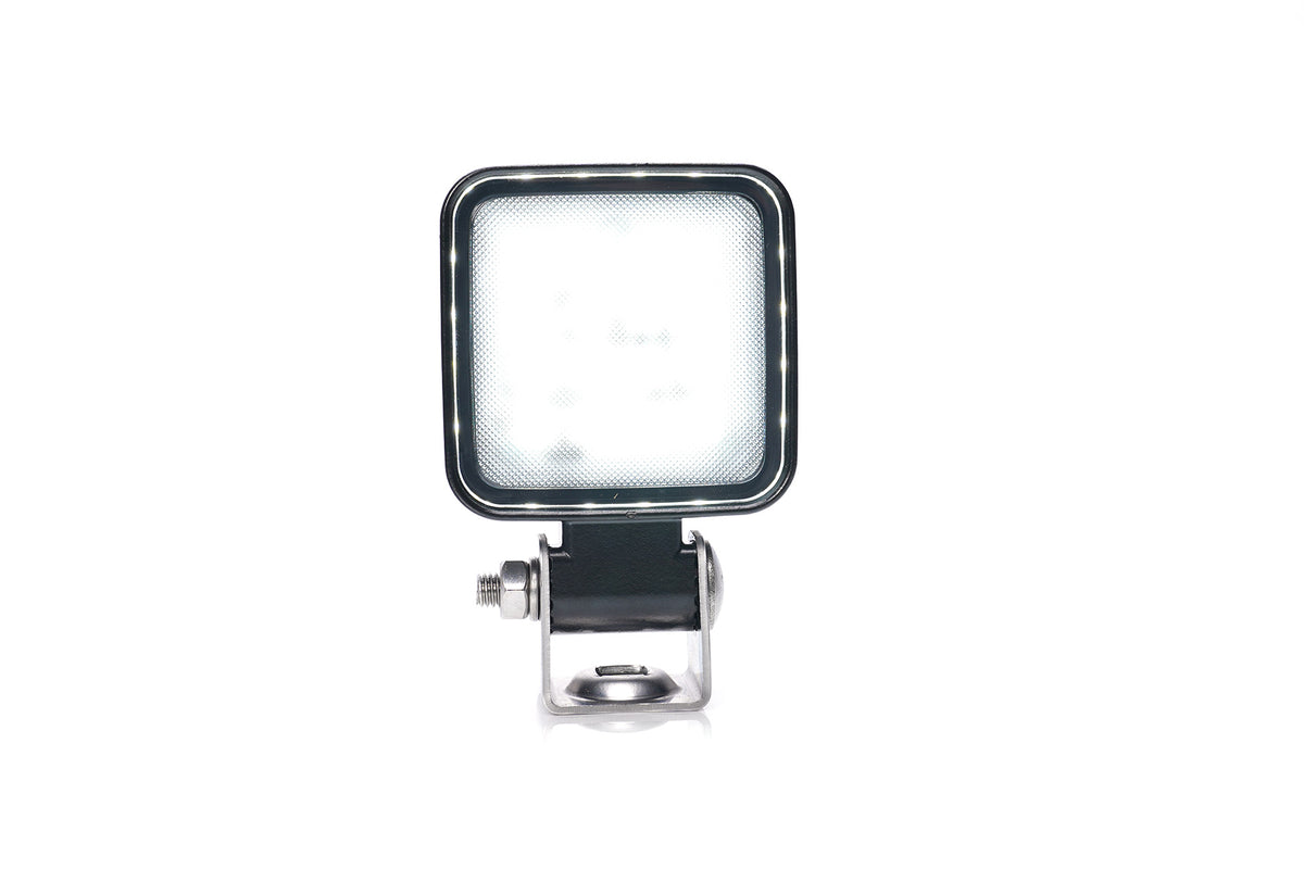 WAŚ EC2238 work lamp – additional product view