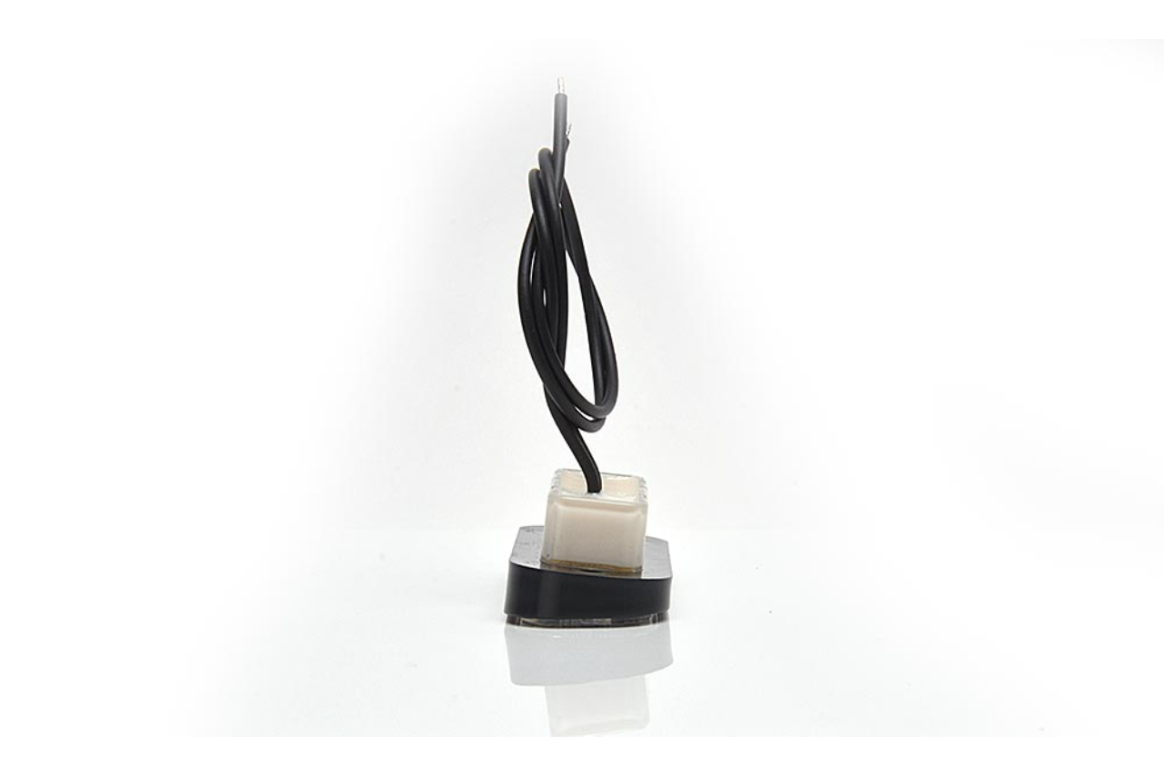 W133 Recessed  Licence Plate Lamp - EC982 - Euromotive Lighting & Signal
